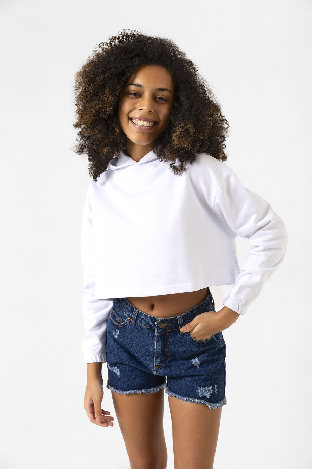 Basic Optik Beyaz Kapüşonlu Crop Sweatshirt