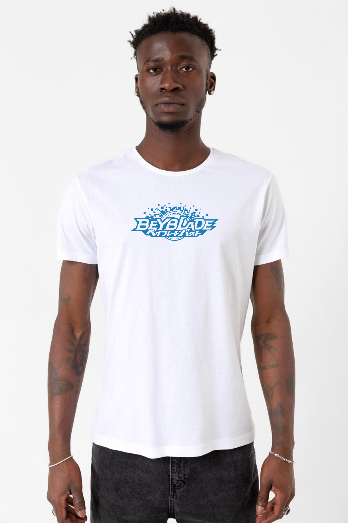 Beyblade Logo Beyaz Erkek Bisikletyaka Tshirt