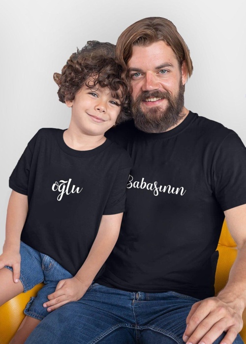 Babasının Oğlu Siyah Tişört Zıbın Kombini