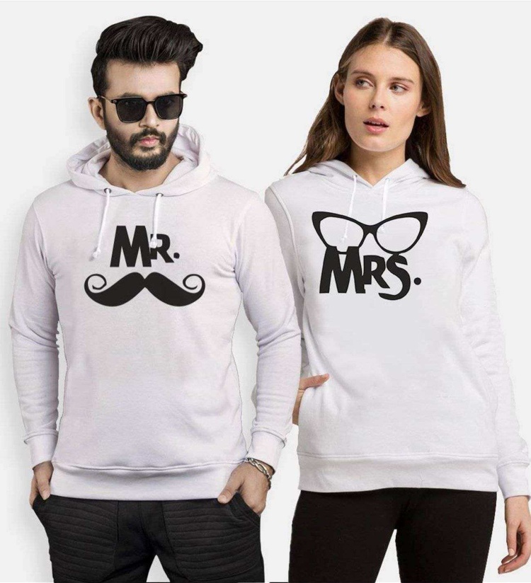 Tshirthane Mr. Mrs. Bıyık Gözlük Sevgili Kombinleri Kapüşonlu Kombini