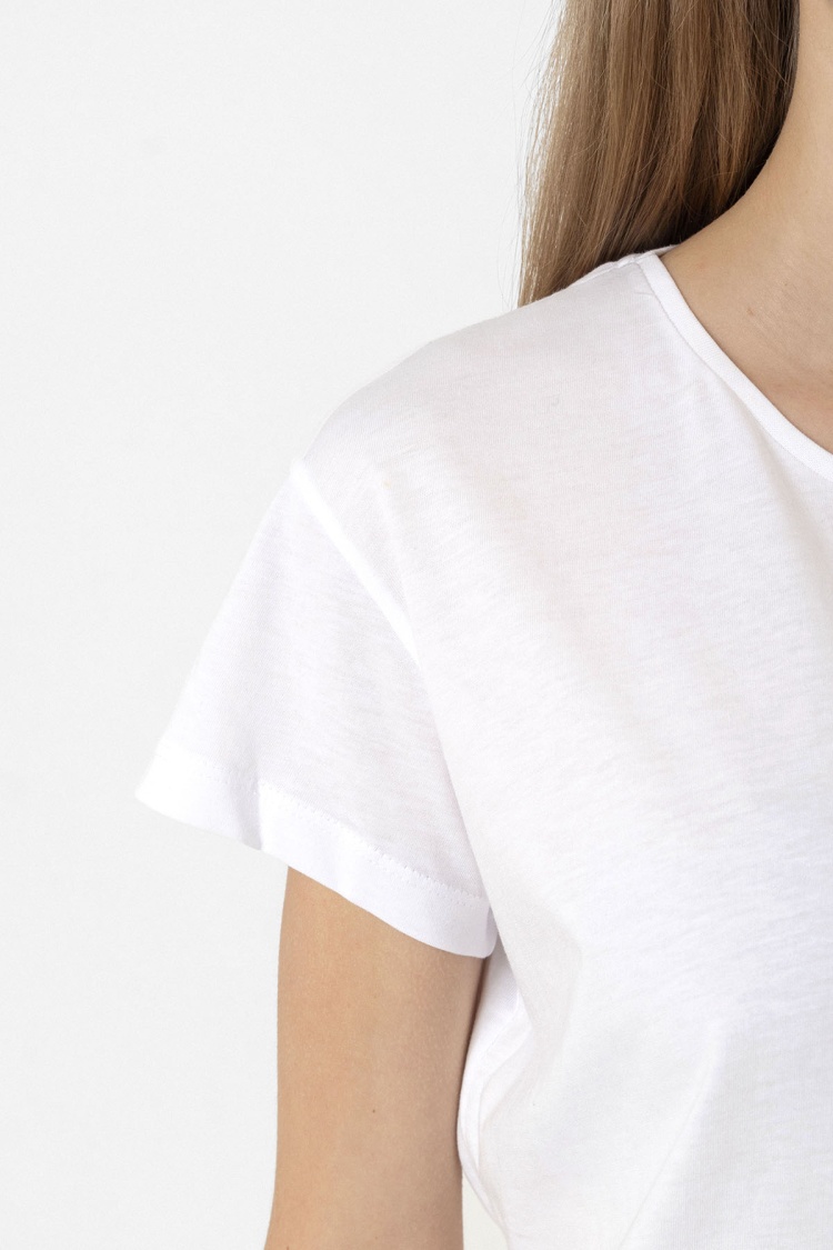 Dubious Handles Logo Beyaz Kadın Bisikletyaka Tshirt