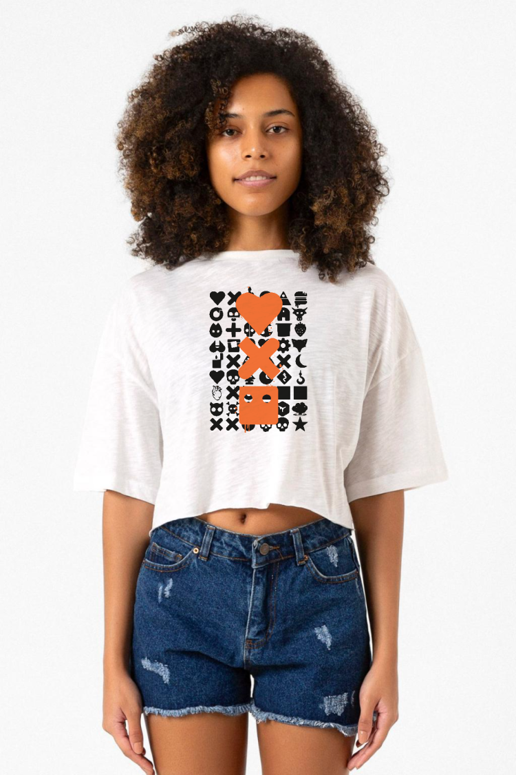 Love Death Robots Orange Beyaz Kırçıllı Kadın Crop Tshirt