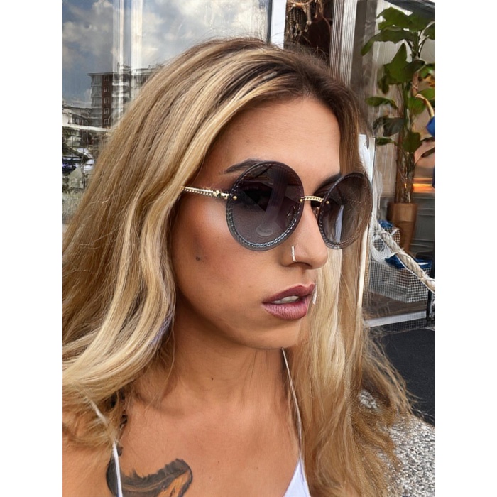 Burgu çerçeve üzeri siyah cam detaylı Chanel gözlük 56