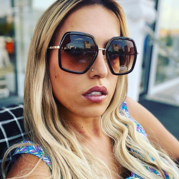 Kahverengi ince çerçeveli gold detaylı Gucci gözlük 39