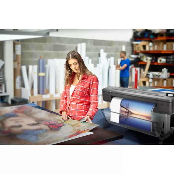 HP W3Z72A DESİGNJET Z9+ 44(A0+)POSTSCRİPT YAZICI