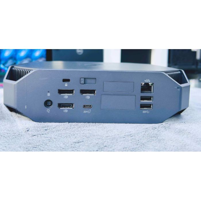 HP Z2 XEON 1225 V5 32GB RAM 256SSD QUADRO M620+WİFİ MİNİ SERVER