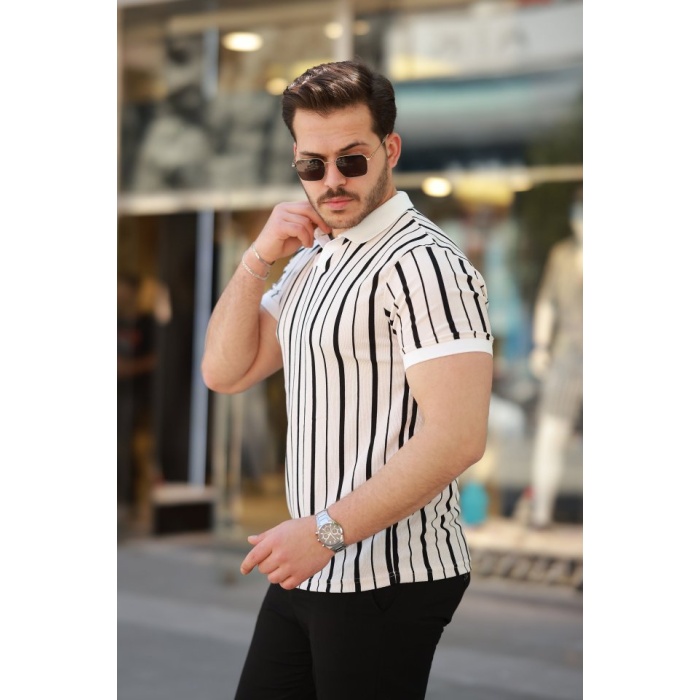 Erkek Yakalı Örme Kumaş Kısa Kollu T-Shirt