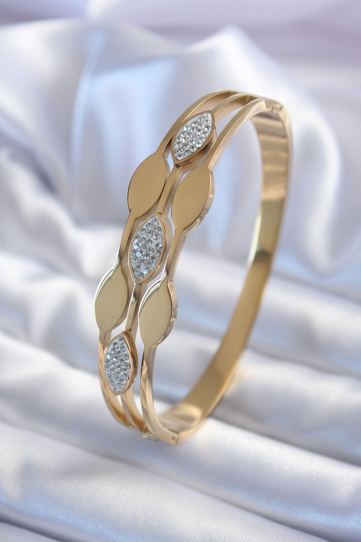 Çelik Özel Seri    Gold Renk Arpa Model  Zirkon Taş Detay Kadın Kolye
