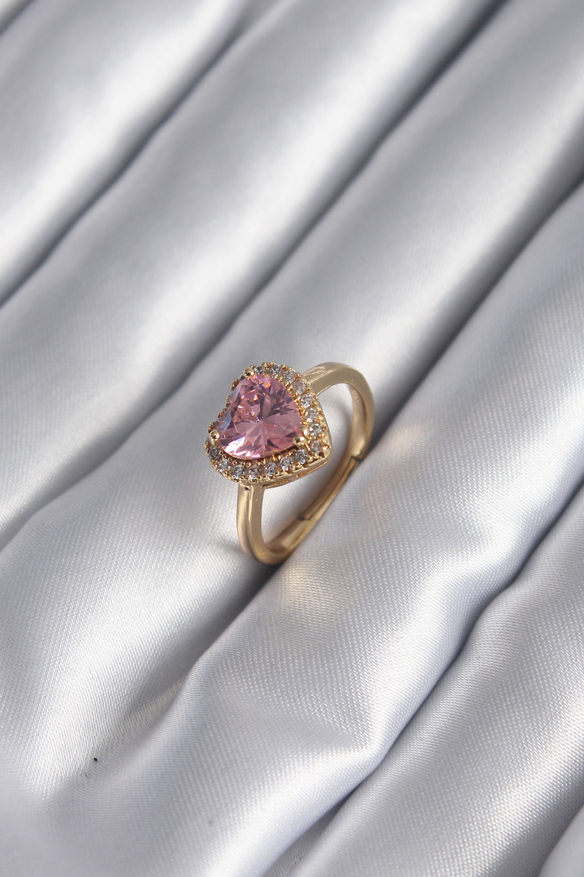 Pirinç Gold Renk Pembe Zirkon Taş Kalp Model Kadın Yüzük