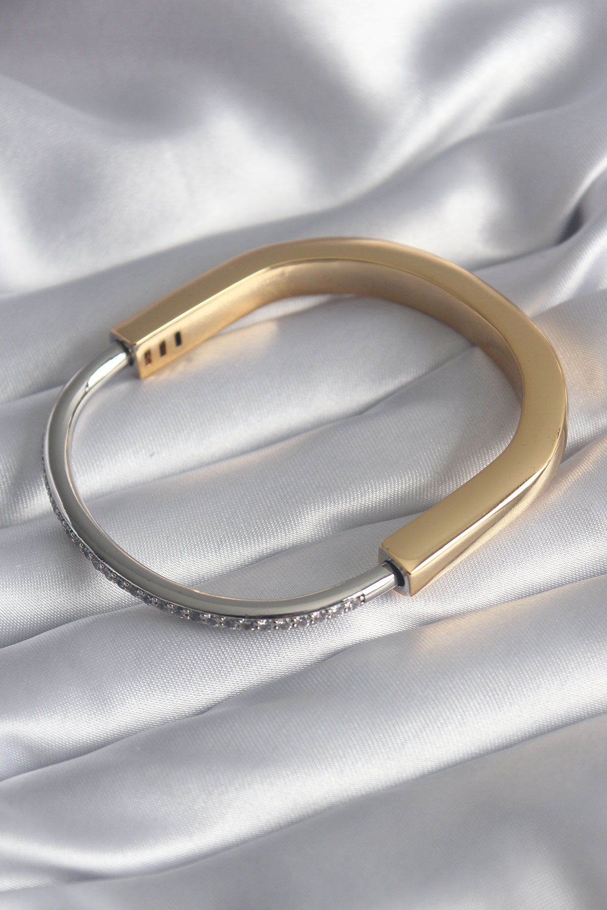 316L Çelik Özel Seri Gold Gümüş Renk Zirkon Taşlı Tiffany VIP Seri Kadın Kelepçe