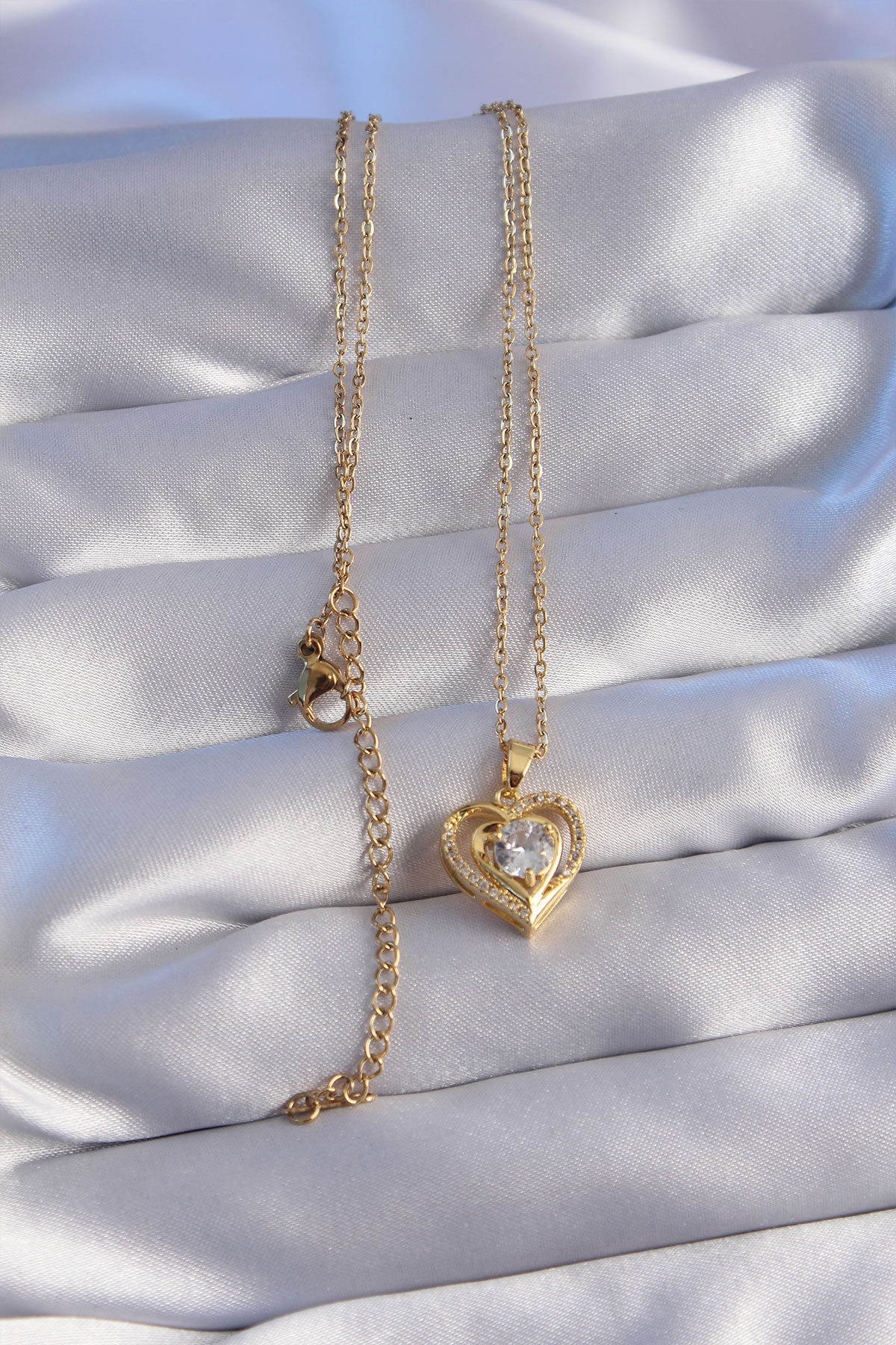 316L Çelik Özel Seri Zincir Gold Renk Zirkon Taşlı Kalp Kolye