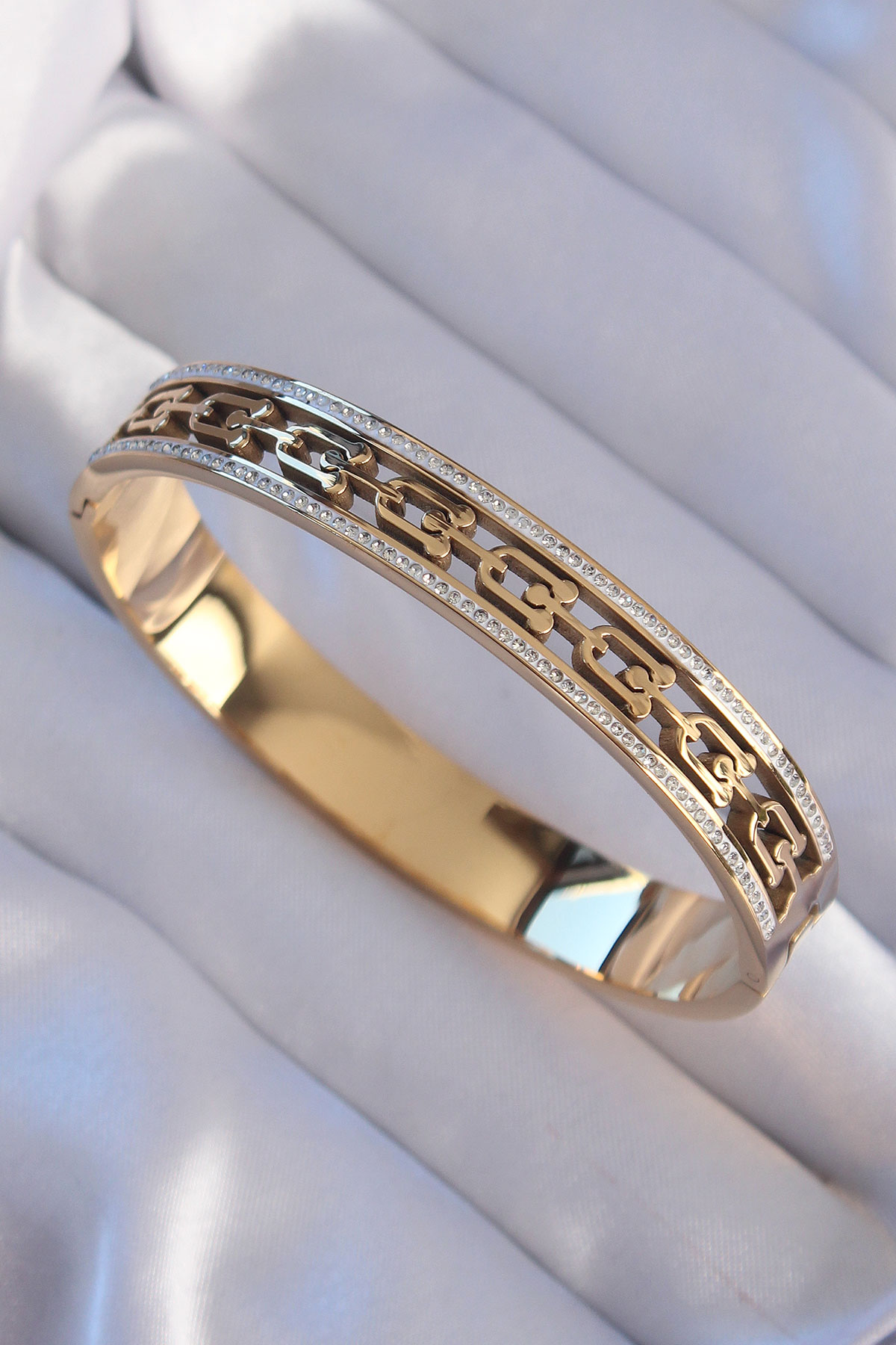 316L Çelik Özel Seri Gold Renk Zirkon Taşlı Tiffany Model Kelepçe