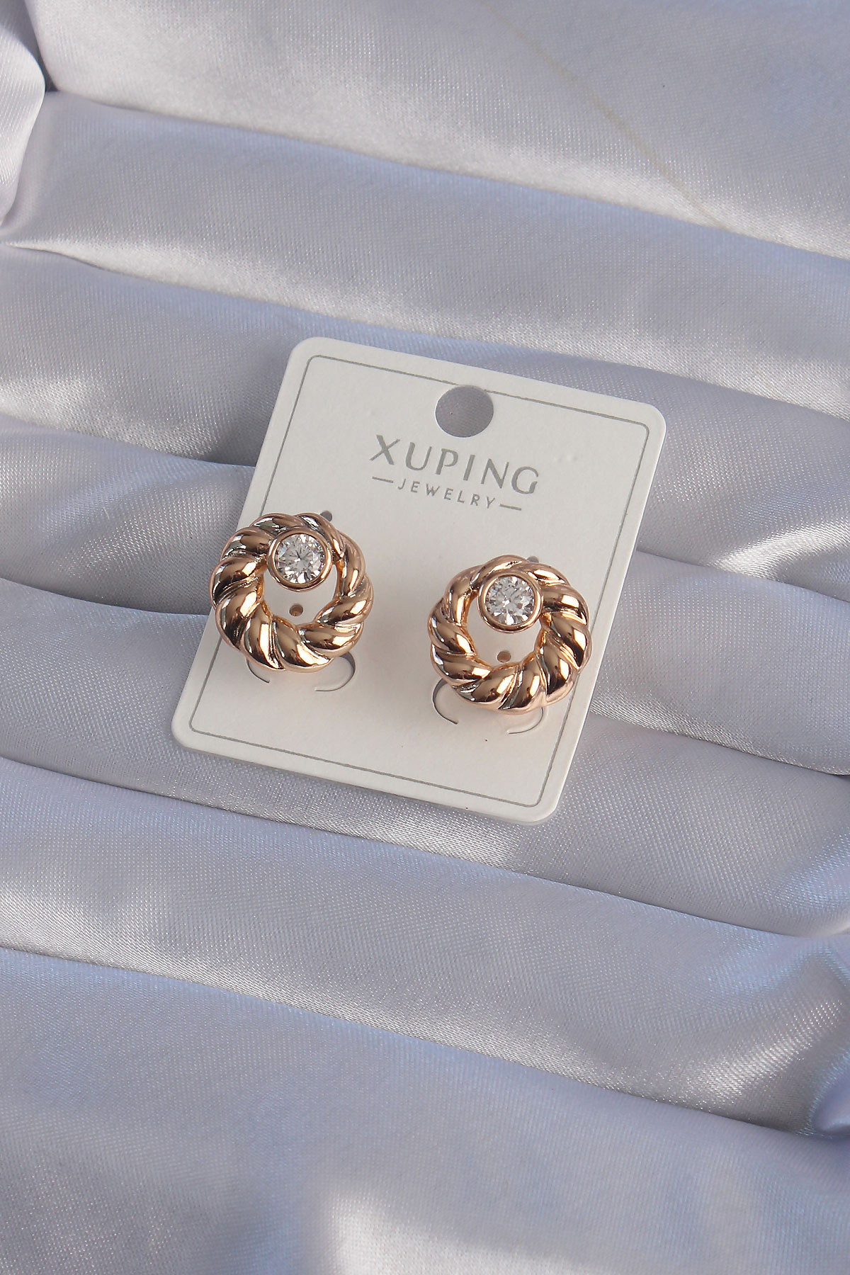 Rose Renk Oval Zirkon Taşlı Burgu Model Küpe