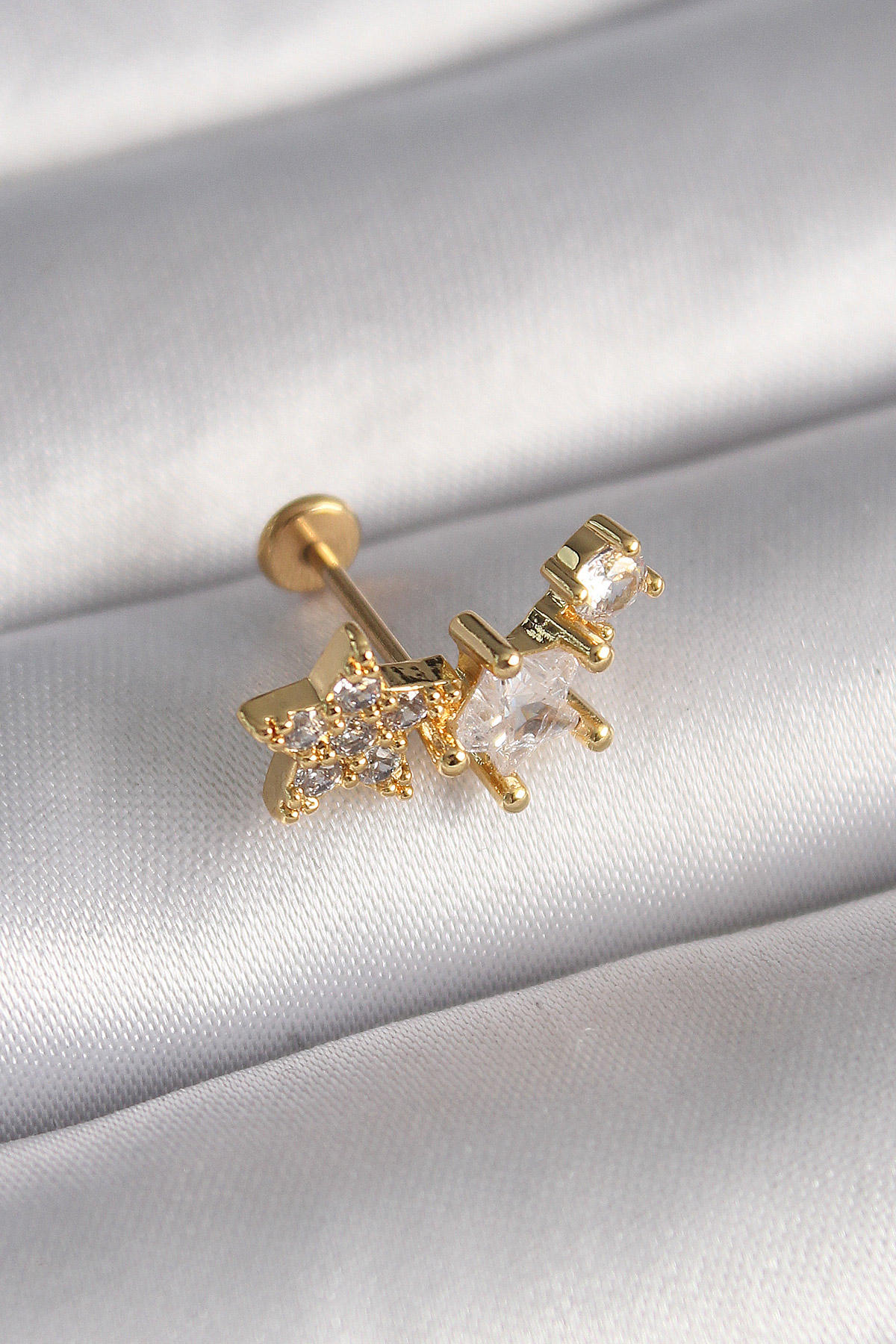 316L Çelik Gümüş Renk Zirkon Taşlı Model Tragus Piercing