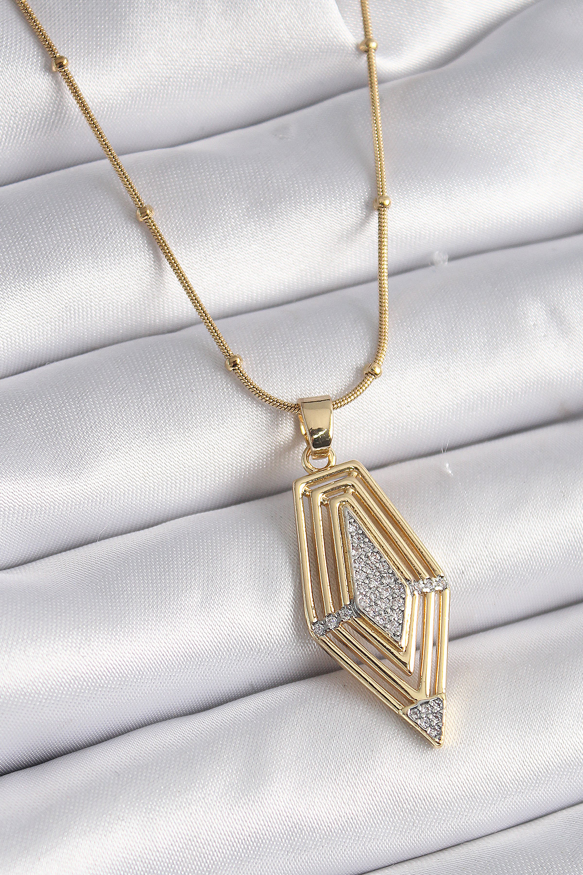 316L Çelik Gold Renk Zirkon Taşlı Model Kadın Kolye