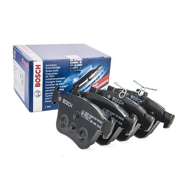 Audi A3 Arka Fren Balatası 1.0 TFSI 115 Beygir 2013-2020 BOSCH