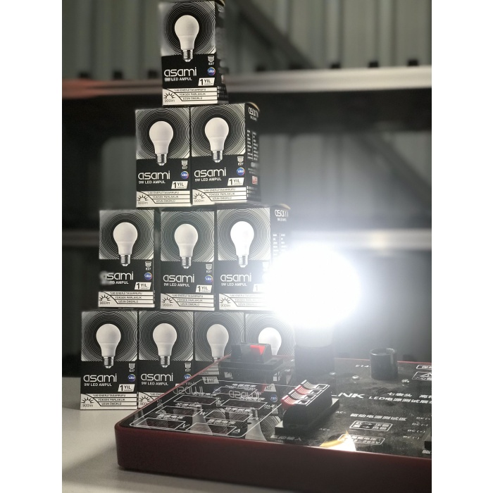 ***KOLİ SATIŞIDIR KOLİ:100ADET 9W E27 DUYLU SÜPER KALİTE GERÇEK WATT 900 LUMEN LED AMPUL 6500K BEYAZ